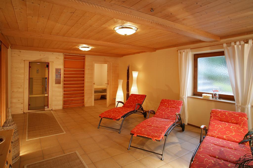 Landgasthof Ledererwirt Guest House เอบส์ ภายนอก รูปภาพ