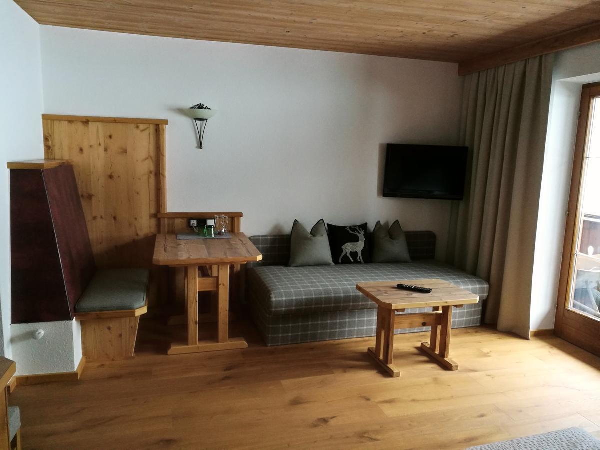 Landgasthof Ledererwirt Guest House เอบส์ ภายนอก รูปภาพ