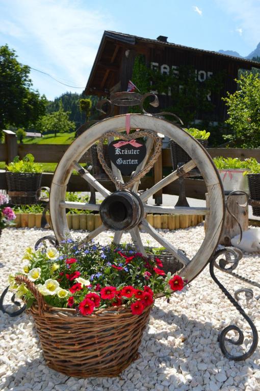 Landgasthof Ledererwirt Guest House เอบส์ ภายนอก รูปภาพ